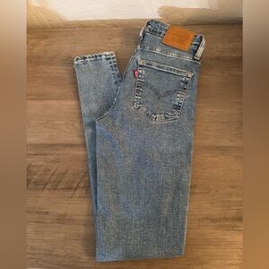 Levi's high rise skinny Jeans